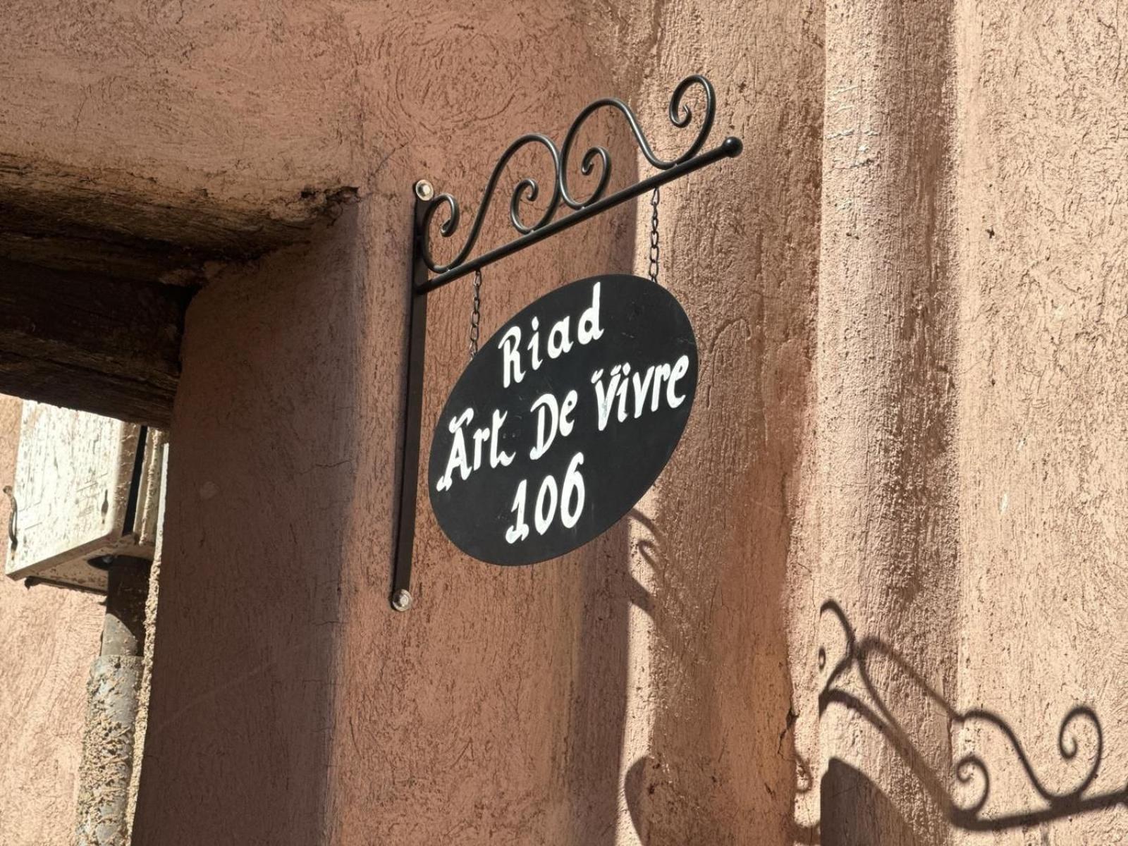 Riad Art De Vivre Avec Jacuzzi Marrakesh Eksteriør billede