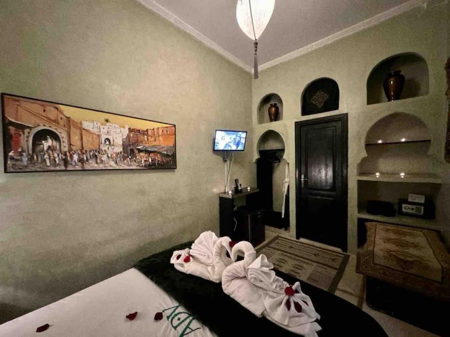 Riad Art De Vivre Avec Jacuzzi Marrakesh Eksteriør billede