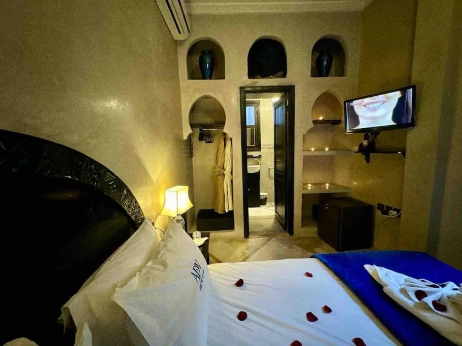 Riad Art De Vivre Avec Jacuzzi Marrakesh Eksteriør billede