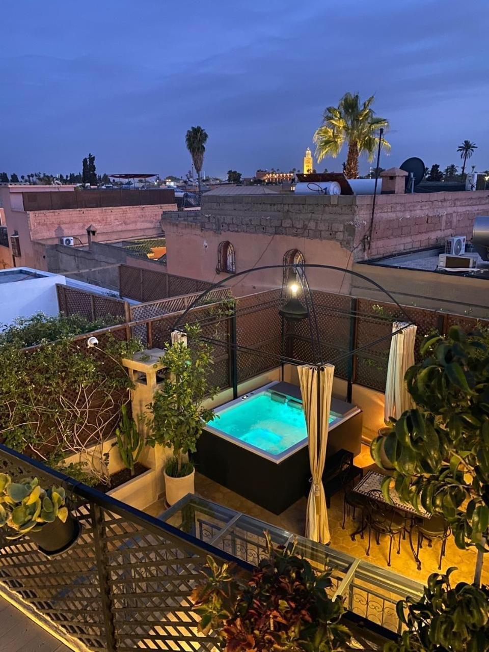 Riad Art De Vivre Avec Jacuzzi Marrakesh Eksteriør billede